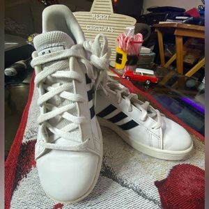 Adidas EUC Grand Court Shoes EF0103 Youth Size 1